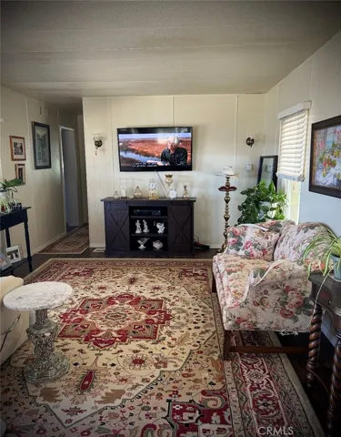 spacious living room