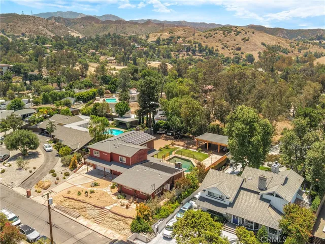 10768 Wheatland, Shadow Hills, California 91040