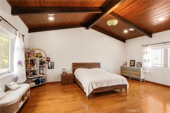 10768 Wheatland, Shadow Hills, California 91040