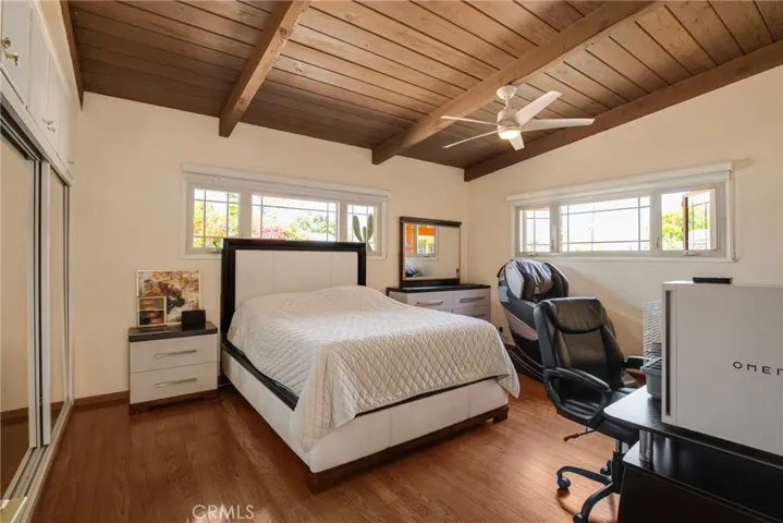 10768 Wheatland, Shadow Hills, California 91040