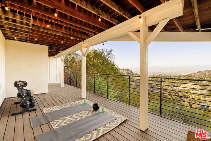 Recreation / workout space