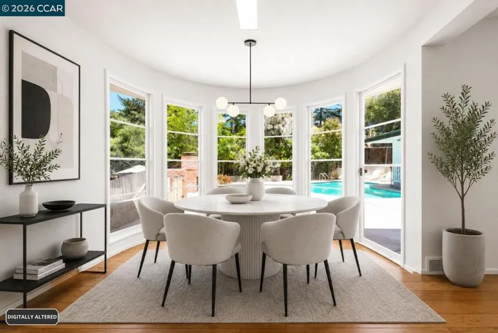 Dining Room Virtual Staging