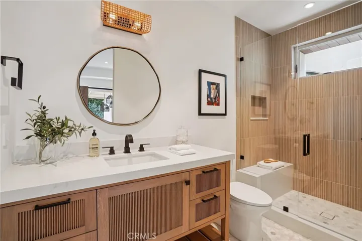 Cabana room ensuite bath