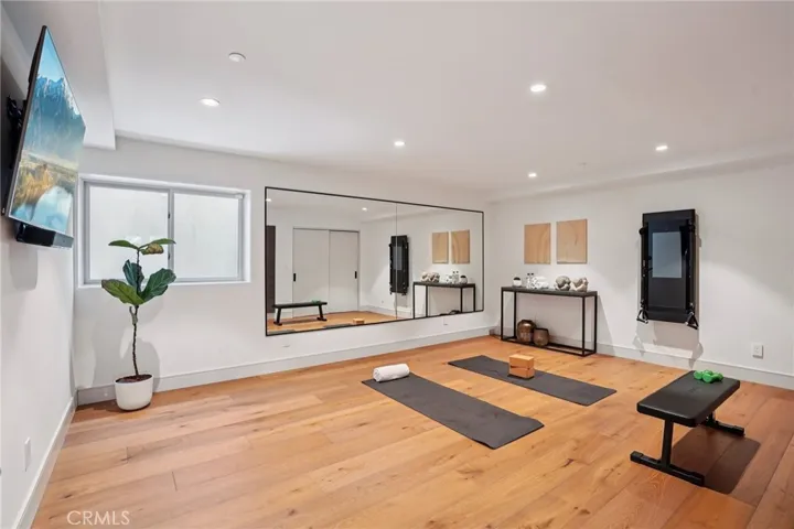 Gym, yoga room, or guest bedroom