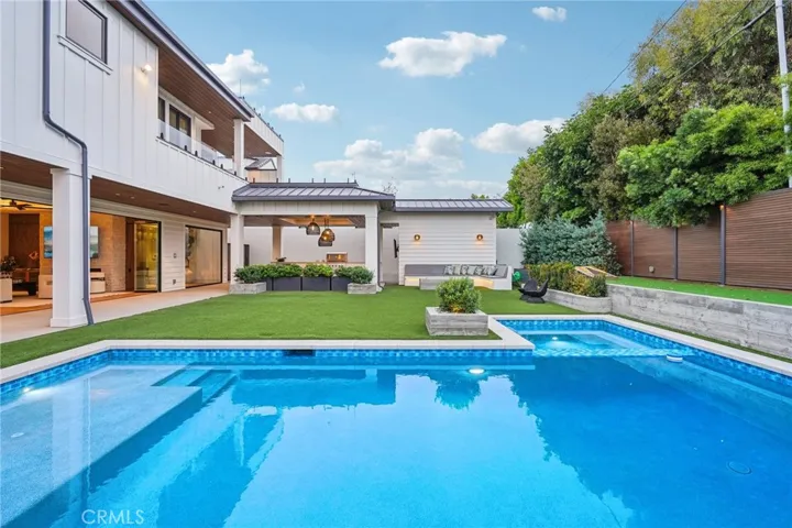 Relaxing pool and spacious backyard