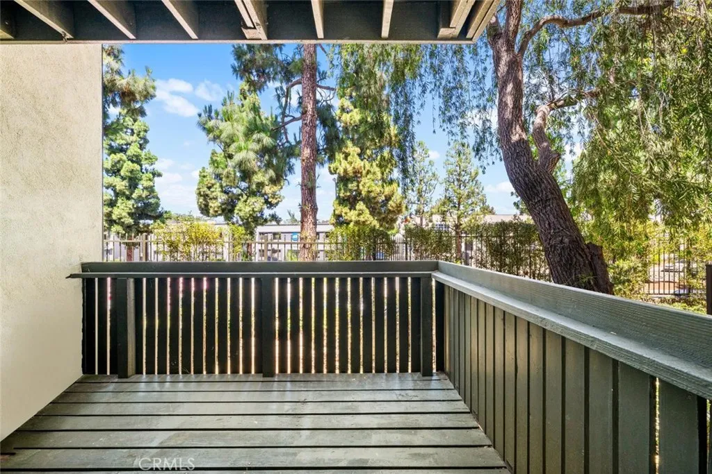 Front deck