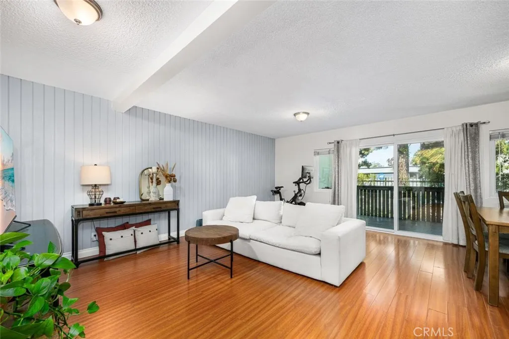 Large living room!