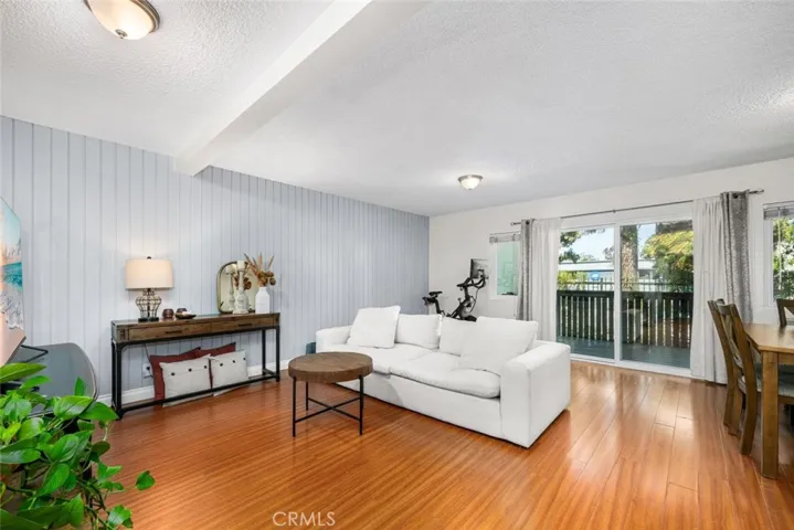 Large living room!
