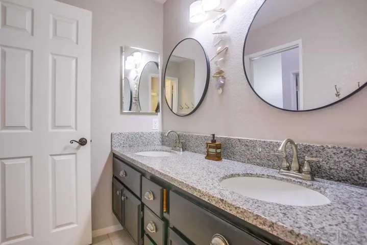 473 Avenida Canora, Oceanside, California 92057