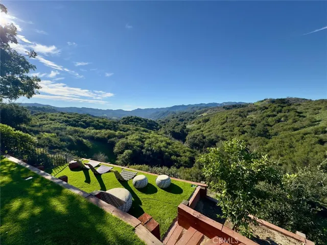 21004 Mendenhall Ct, Topanga, California 90290