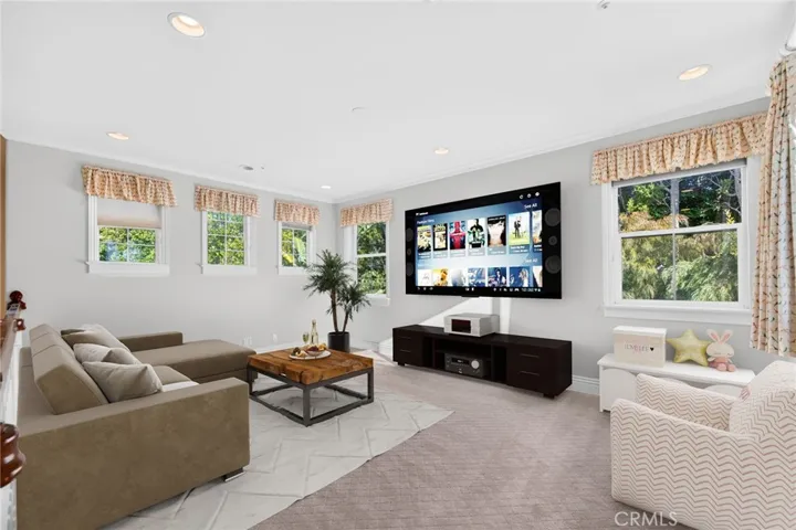 Virtually staged Loft