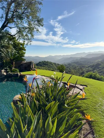 21004 Mendenhall Ct, Topanga, California 90290