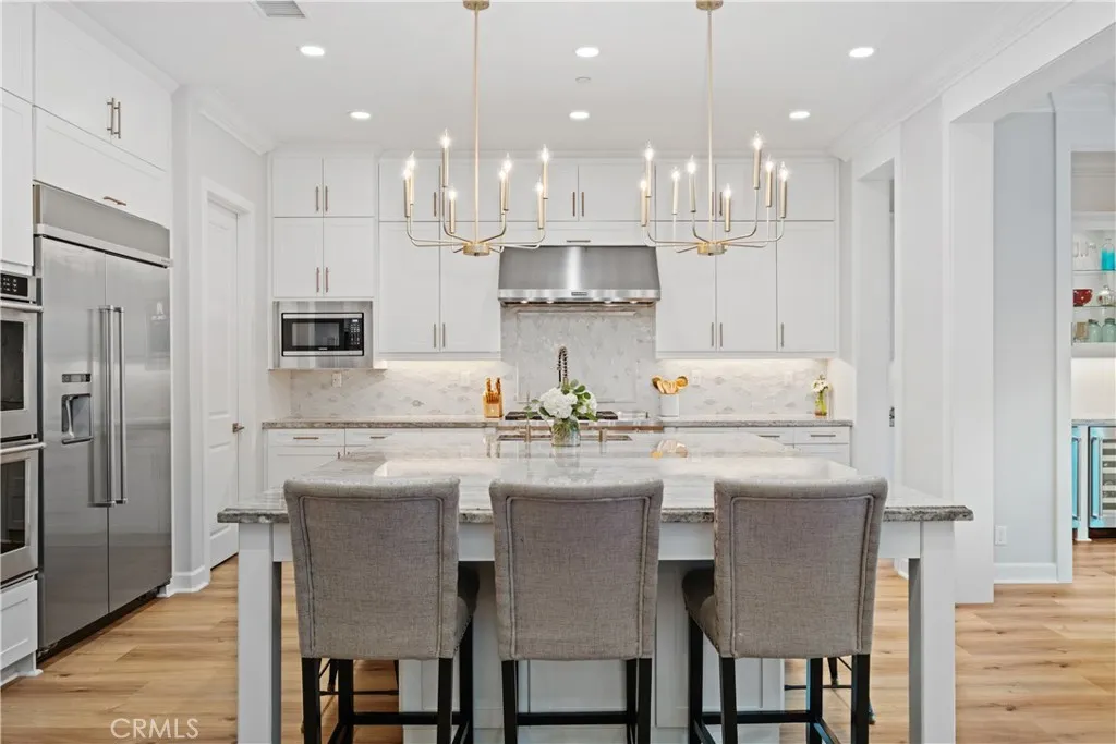 Oversized Kitchen Island
