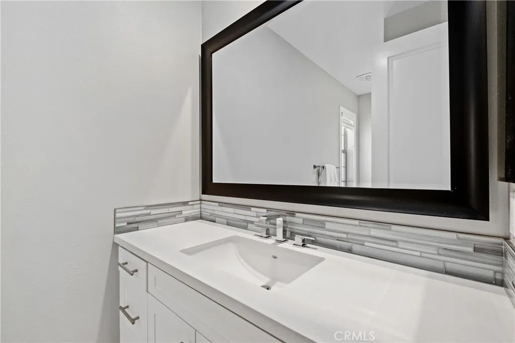 Hall Bathroom with Tub in Shower