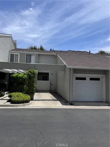 380 Deerfield, Irvine, California 92606