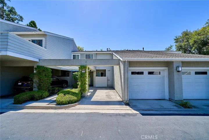 380 Deerfield, Irvine, California 92606