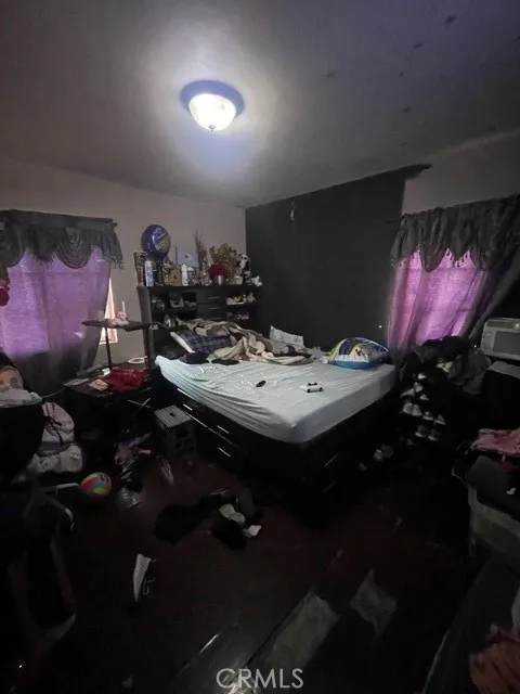 upstairs bedroom1

