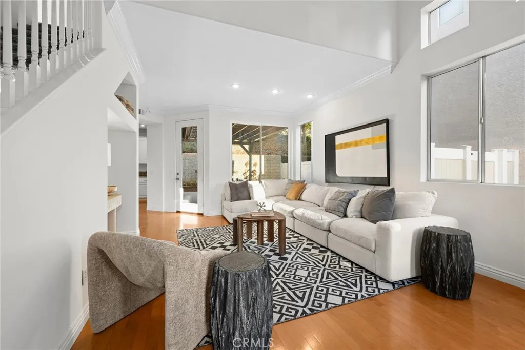 walk through your door to open light and bright living space