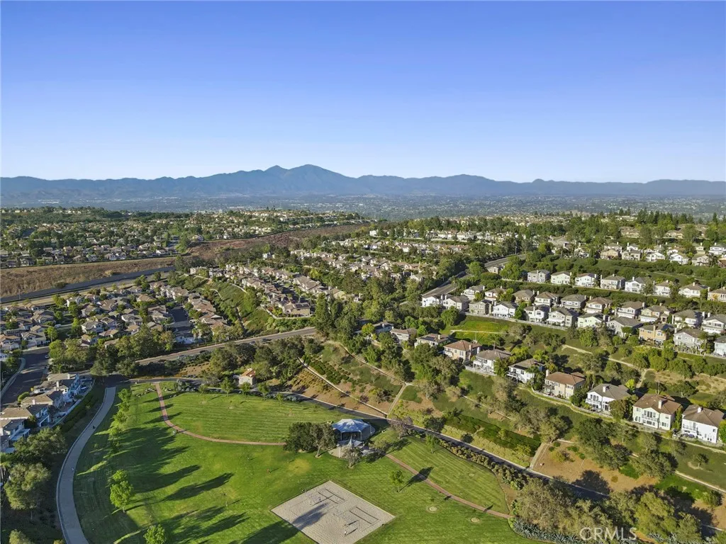 Aliso Viejo has breathtaking views of Saddleback mountains