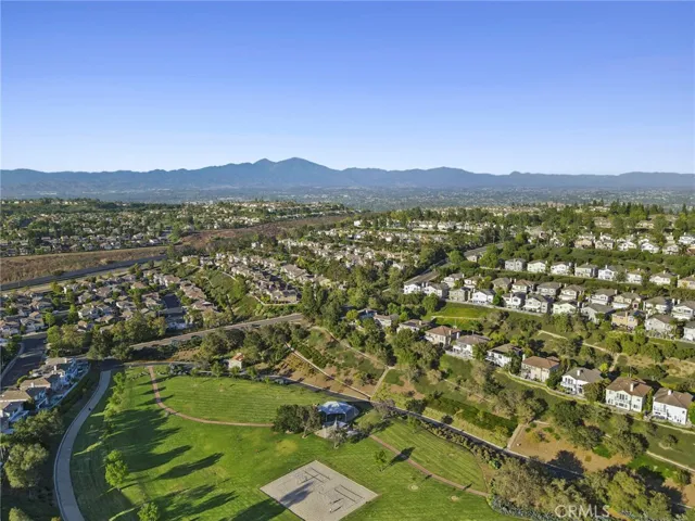 Aliso Viejo has breathtaking views of Saddleback mountains