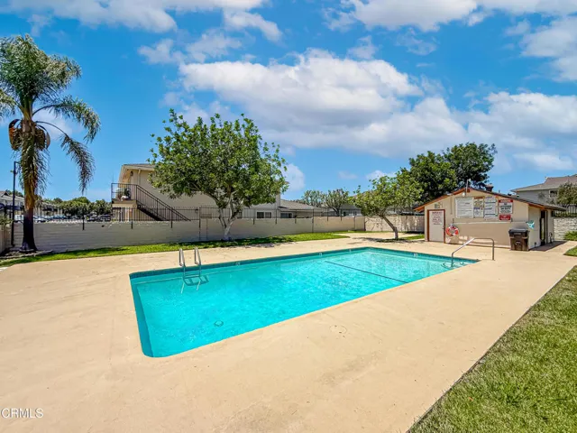 LLgCommunity Pool and Park1