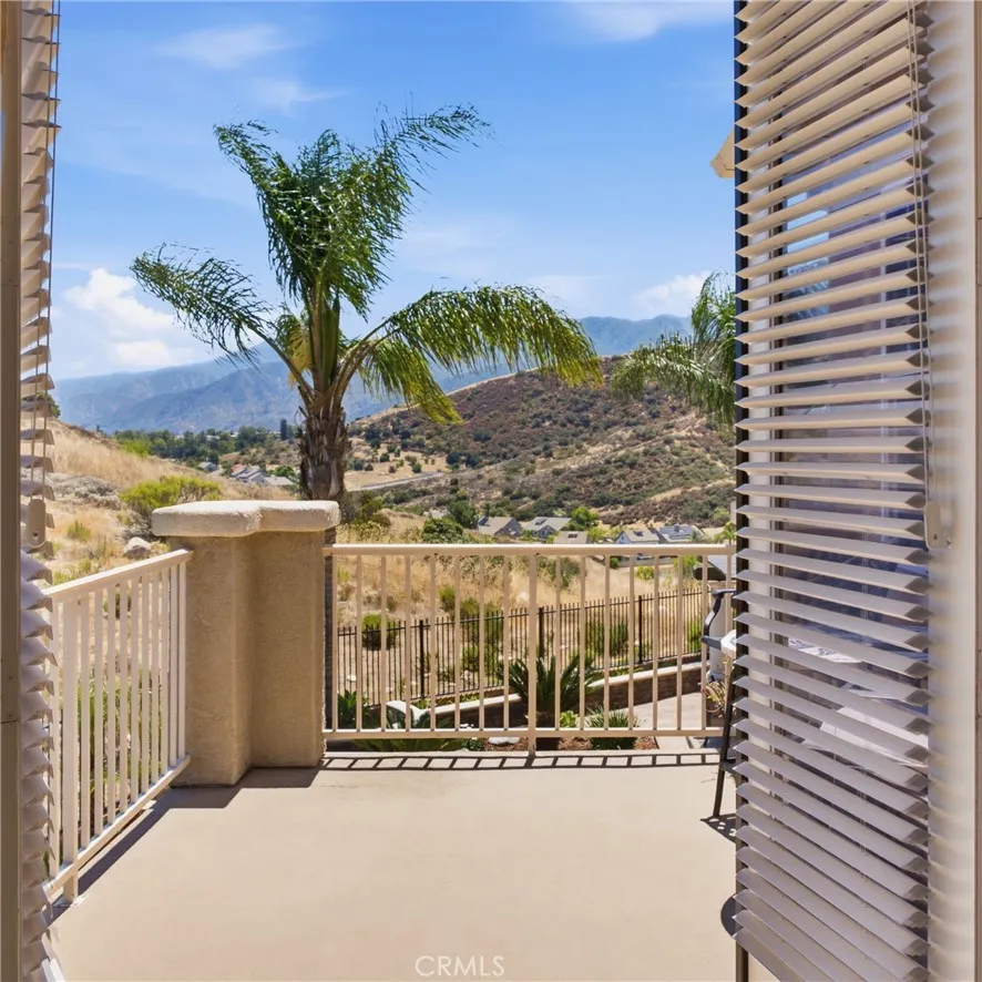 22512 Amber Eve Drive, Corona, California 92883 — photo 5