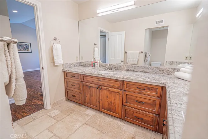 326 Fox Ridge Drive, Thousand Oaks, California 91361