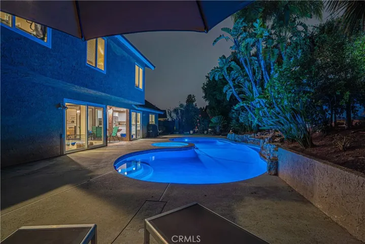 326 Fox Ridge Drive, Thousand Oaks, California 91361