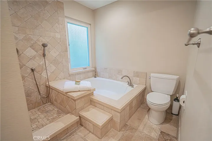 326 Fox Ridge Drive, Thousand Oaks, California 91361