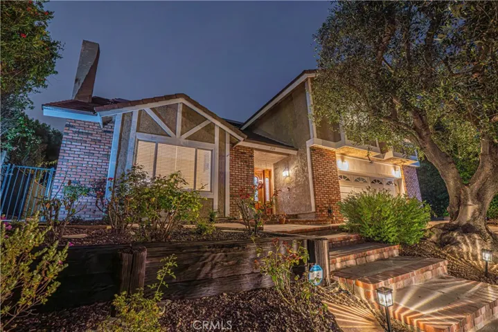 326 Fox Ridge Drive, Thousand Oaks, California 91361