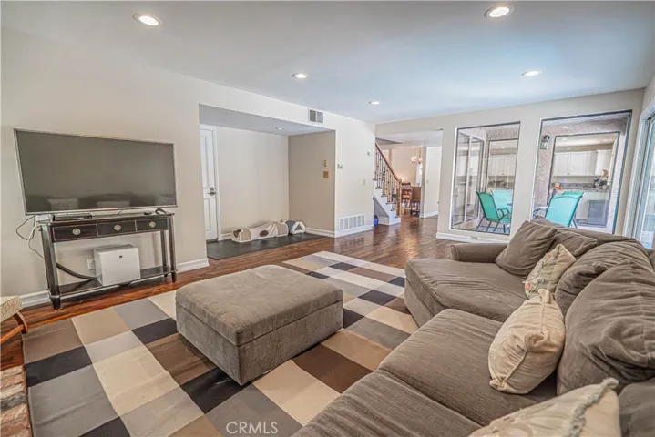 326 Fox Ridge Drive, Thousand Oaks, California 91361