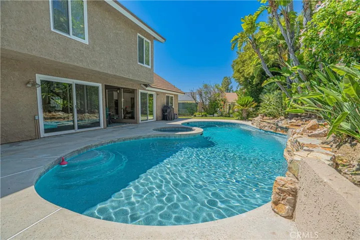 326 Fox Ridge Drive, Thousand Oaks, California 91361