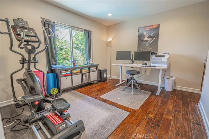 326 Fox Ridge Drive, Thousand Oaks, California 91361