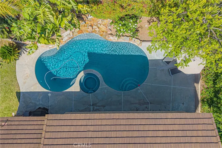 326 Fox Ridge Drive, Thousand Oaks, California 91361