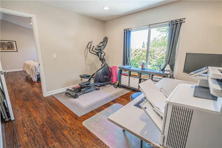 326 Fox Ridge Drive, Thousand Oaks, California 91361