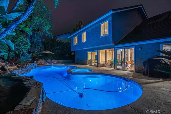 326 Fox Ridge Drive, Thousand Oaks, California 91361