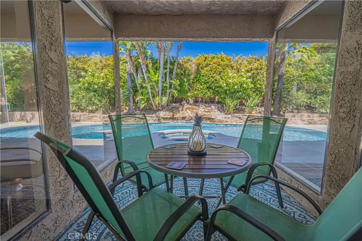 326 Fox Ridge Drive, Thousand Oaks, California 91361