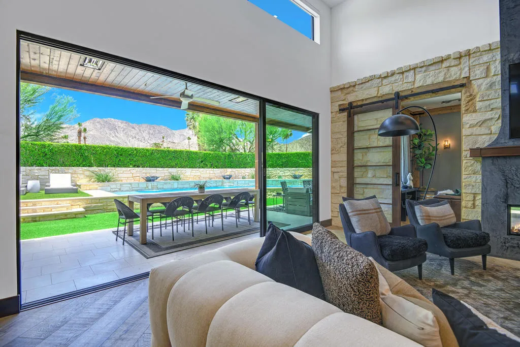 LIVING SPACE VIEWS.jpg mls