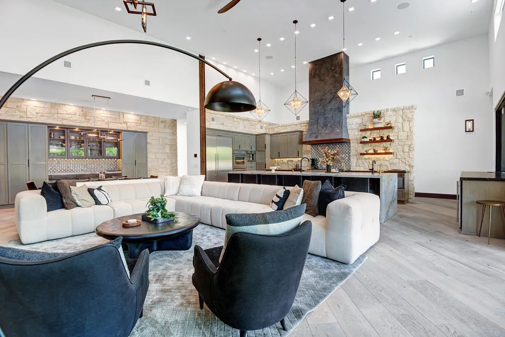 LIVING SPACE TO KITCHEN.jpg mls