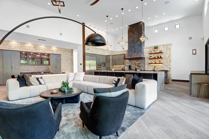 LIVING SPACE TO KITCHEN.jpg mls