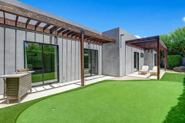 BACK OF HOME.jpg mls