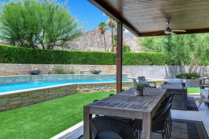 PATIO TABLE TIGHT.jpg mls