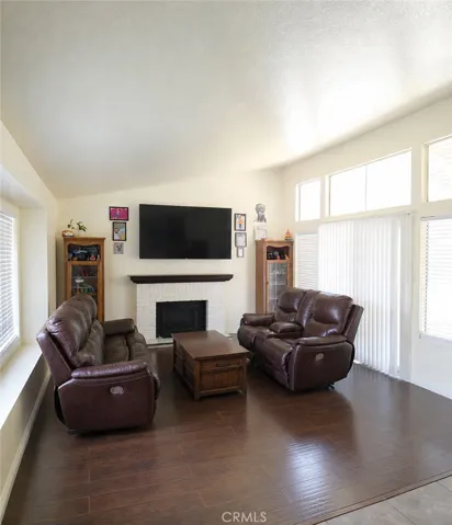 715 N Sutter, San Bernardino, California 92410