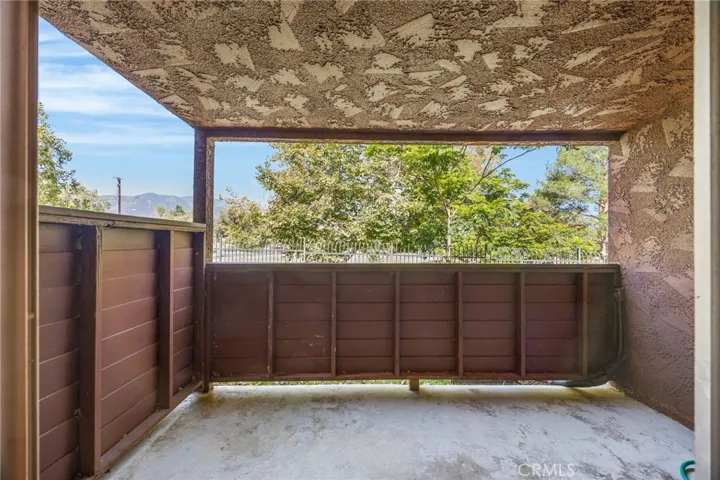 1554 Border B, Corona, California 92882