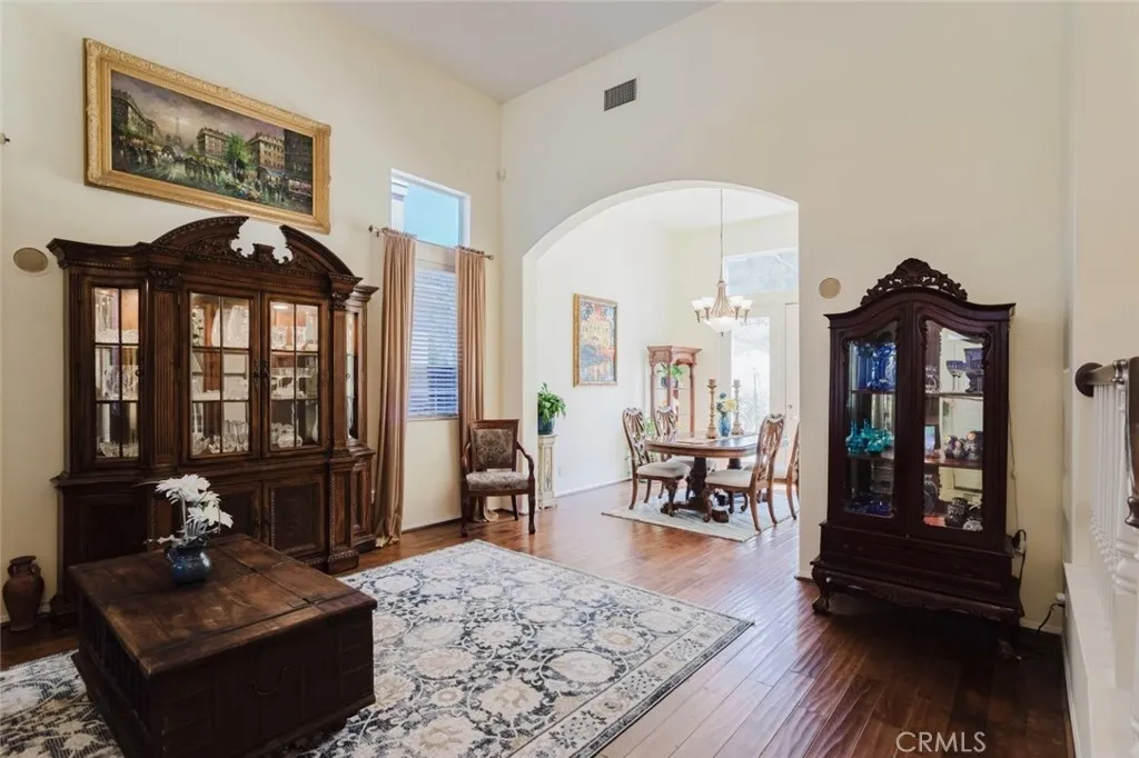 Living Room/Dining Room