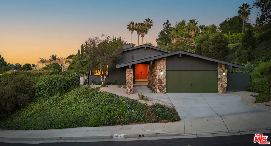 4650 Ellenita Avenue, Tarzana, California 91356