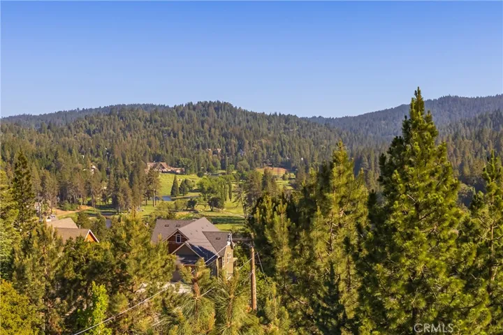 851 Madera, Lake Arrowhead, California 92352