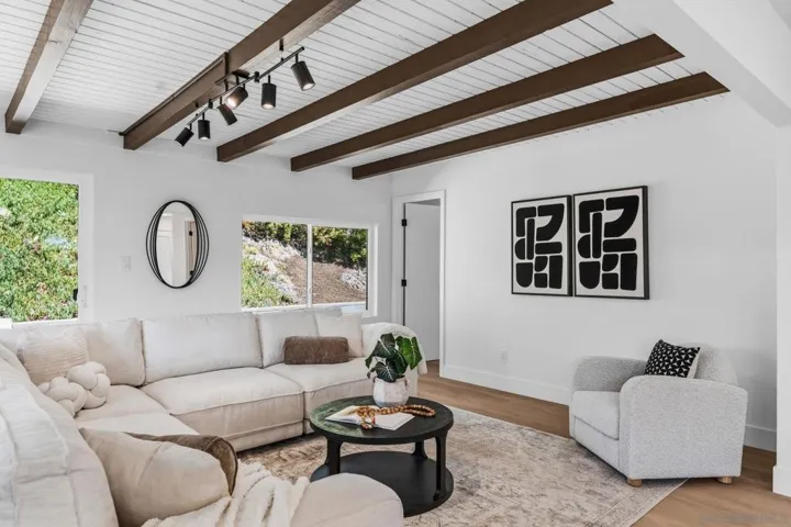 5217 Cole St, San Diego, California 92117