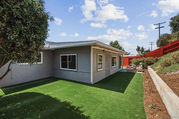 5217 Cole St, San Diego, California 92117