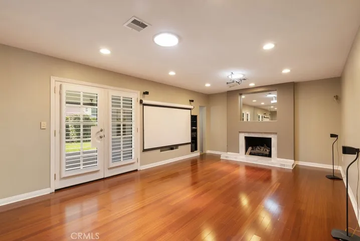 2914 E Lomita, Orange, California 92867